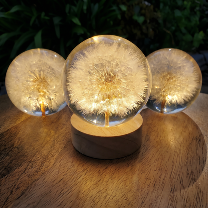 Hand-Poured Flower Resin Lamp